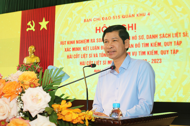 Đồng chí Phó Chủ tịch UBND tỉnh Hồ An Phong phát biểu tại hội nghị.
