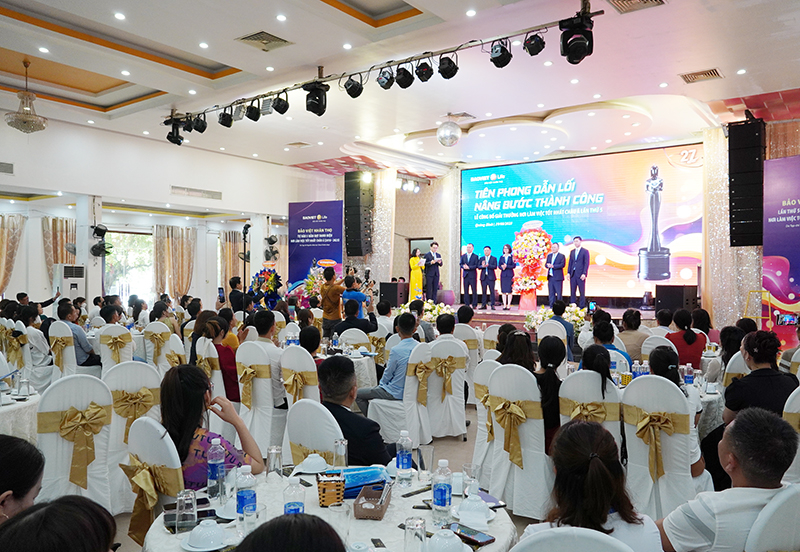 Toàn cảnh buổi lễ.