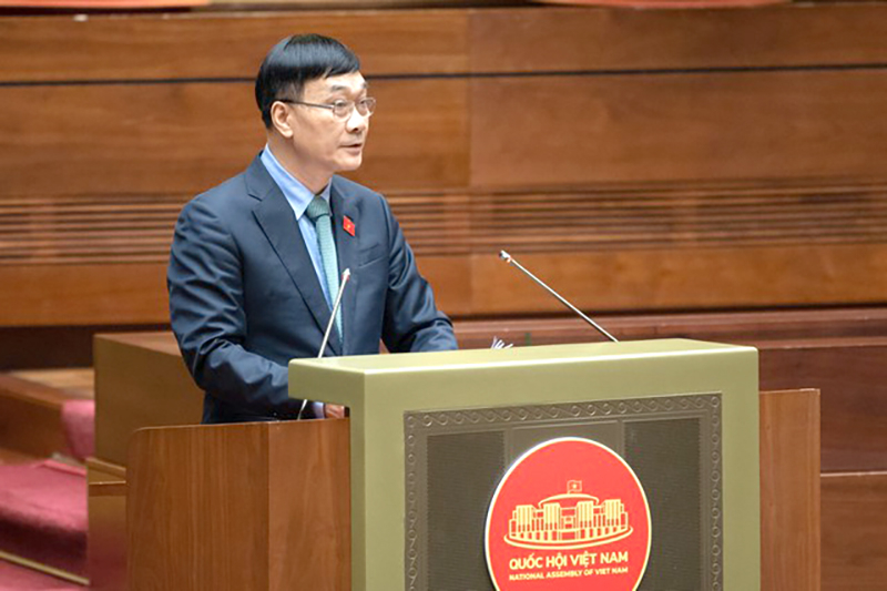 Chủ nhiệm Ủy ban Kinh tế báo cáo một số vấn đề lớn tiếp thu, giải trình Luật Đất đai sửa đổi - Ảnh: VGP