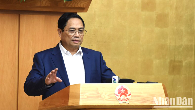 Thủ tướng Phạm Minh Chính phát biểu tại phiên họp.