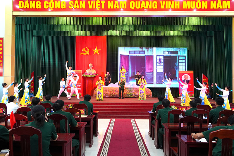 Quang cảnh hội thi.