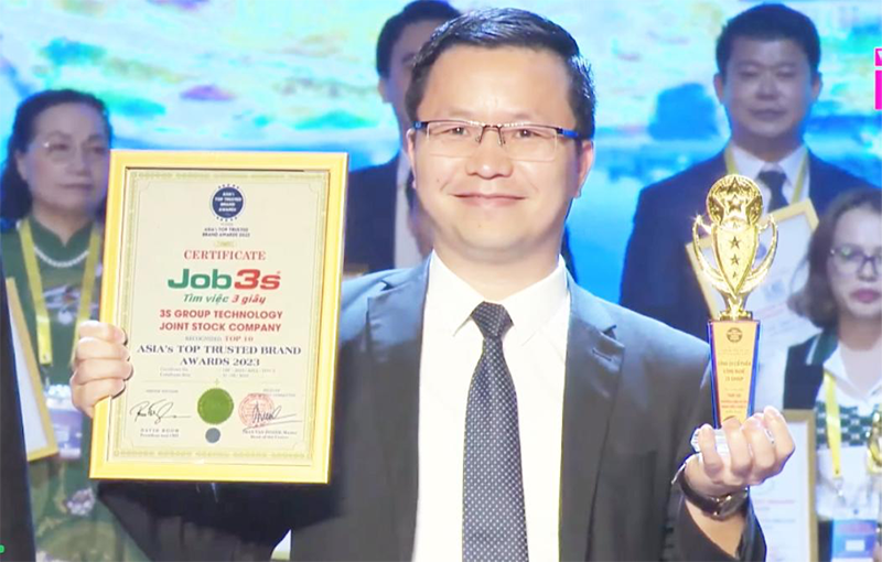 Chân dung CEO Tony Vũ