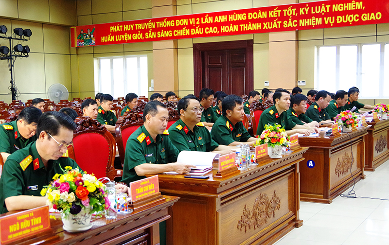 Các đại biểu tham dự hội nghị.