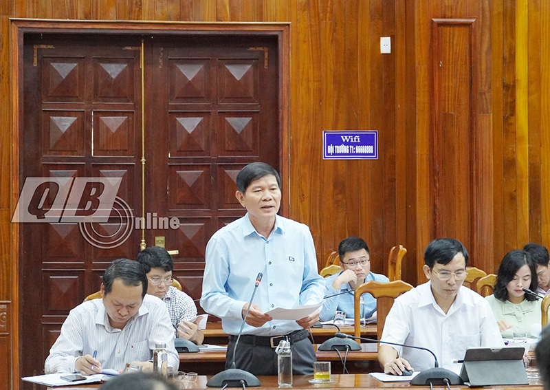 Lãnh đạo Sở GTVT báo cáo về tiến độ thực hiện công tác GPMB dự án.