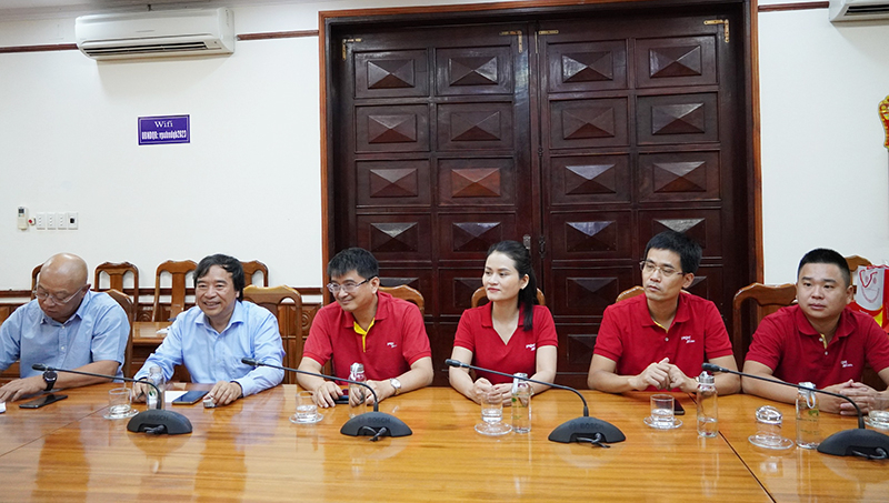 Công ty CP hàng không Vietjet tham dự buổi làm việc.
