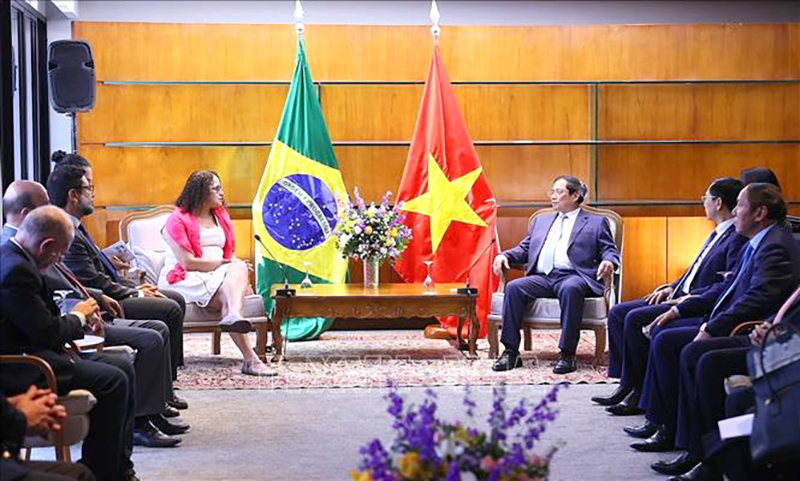  Thủ tướng Phạm Minh Chính tiếp bà Luciana Santos, Chủ tịch Đảng Cộng sản Brazil. Ảnh: Dương Giang/TTXVN