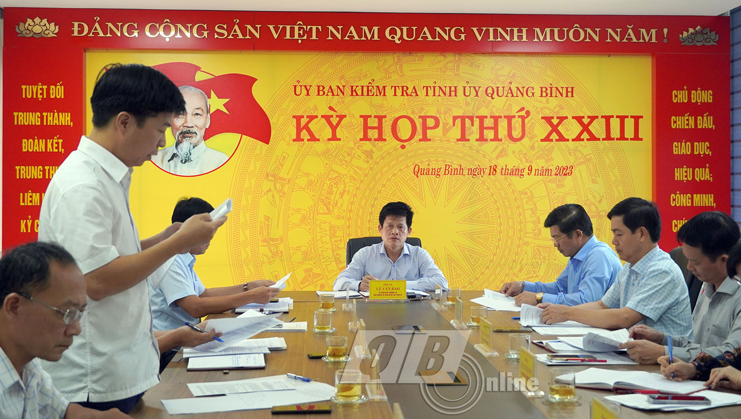 Quang cảnh kỳ họp