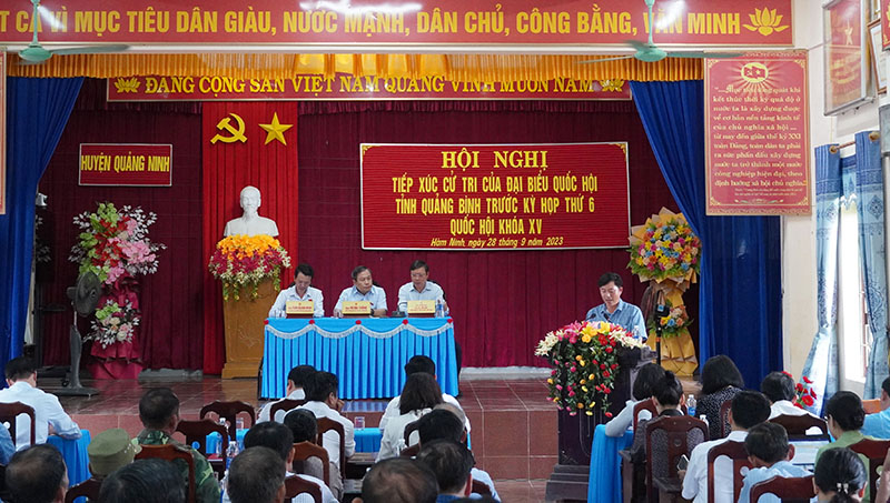Quang cảnh hội nghị