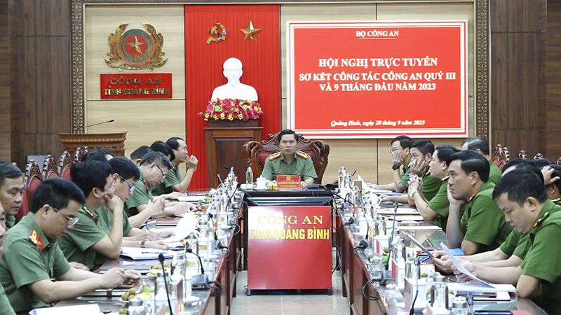 Các đại biểu tham dự hội nghị tại điểm cầu Công an tỉnh.