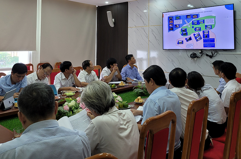 Tham dự hội thảo có đại diện các sở, ngành, các chuyên gia, các nhà khoa học và các doanh nghiệp du lịch.