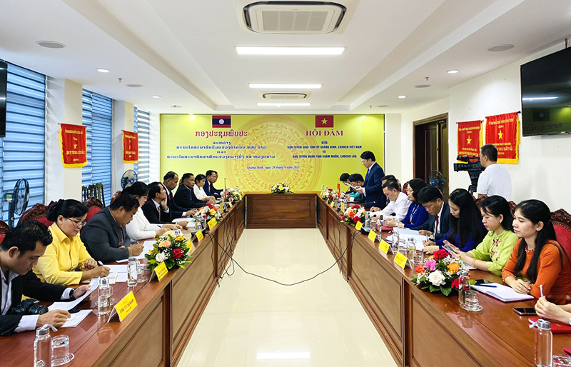 Quang cảnh buổi hội đàm.