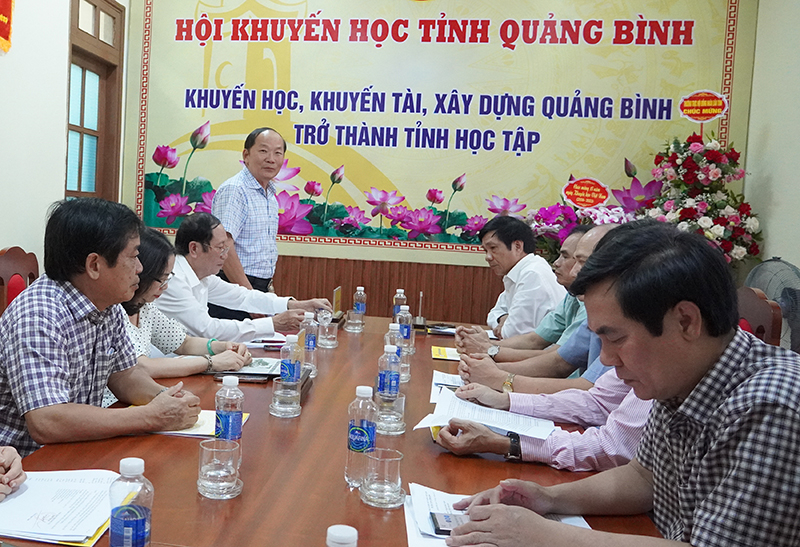 Lãnh đạo Hội Khuyến học cảm ơn sự quan tâm của lãnh đạo tỉnh.