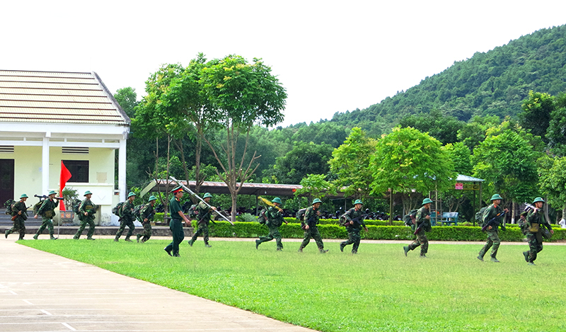 Báo động kiểm tra sẵn sàng chiến đấu tại Tiểu đoàn Bộ binh 42, Trung đoàn Bộ binh 996.