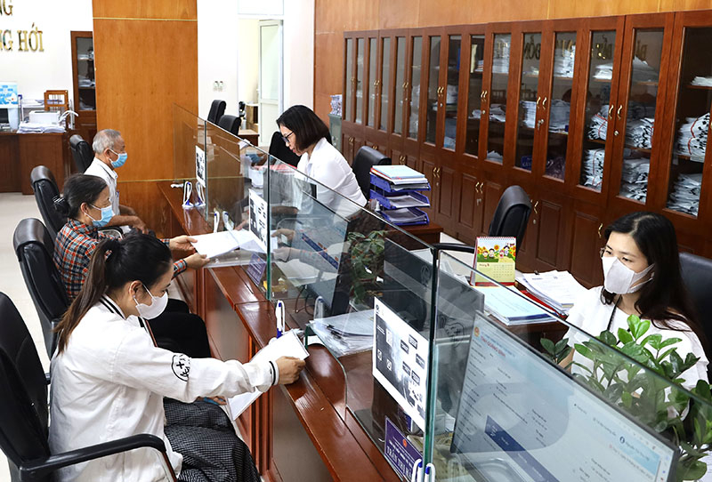 TP. Đồng Hới sẽ giảm thiểu tối đa TTHC, giải quyết tốt các thủ tục liên quan đến người dân và doanh nghiệp.