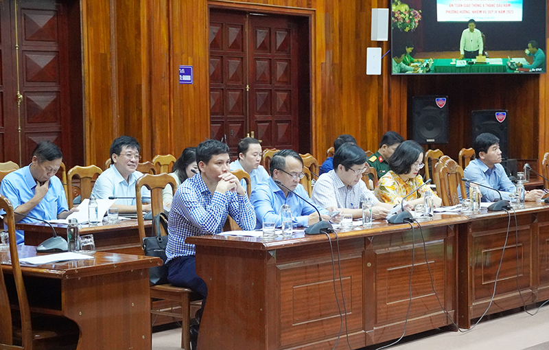 Các đại biểu tham dự hội nghị tại điểm cầu Quảng Bình.