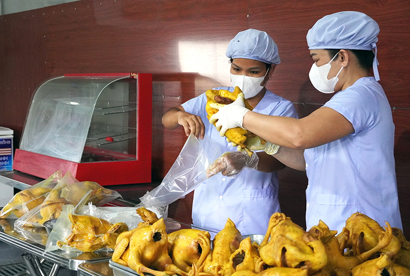 Các sản phẩm nông sản trên địa bàn huyện Quảng Ninh ngày càng có chỗ đứng trên thị trường.