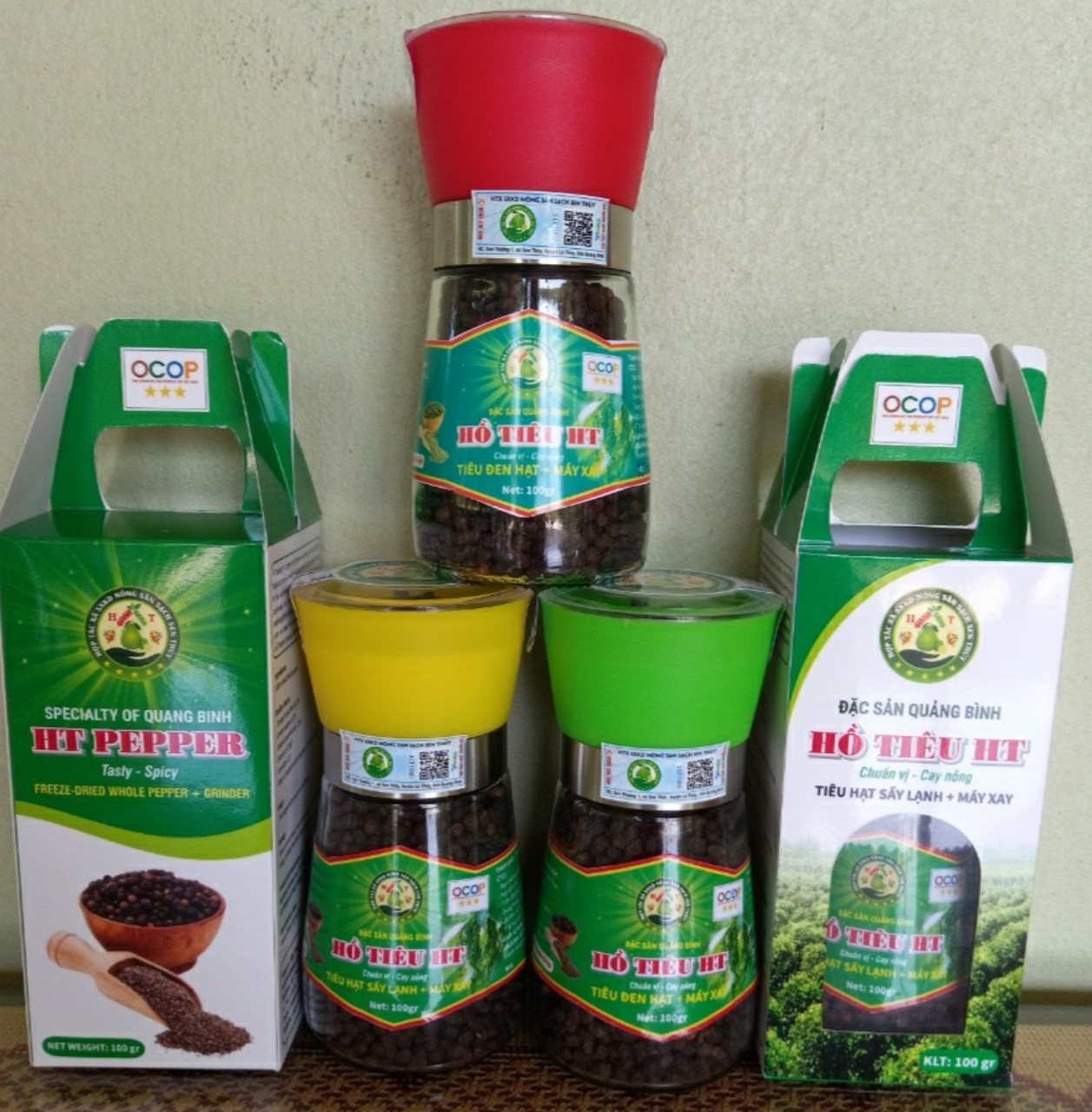  Sản phẩm tiêu hạt sấy lạnh của HTX SXKD nông sản sạch Sen Thuỷ được đánh giá, phân hạng 4 sao.