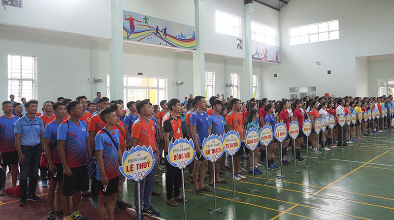 Giải thu hút trên 300 vận động viên tham gia