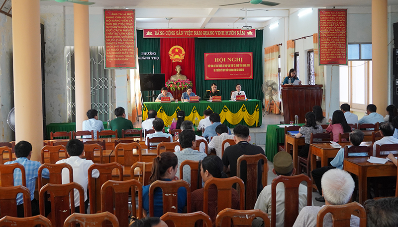 Toàn cảnh buổi tiếp xúc.