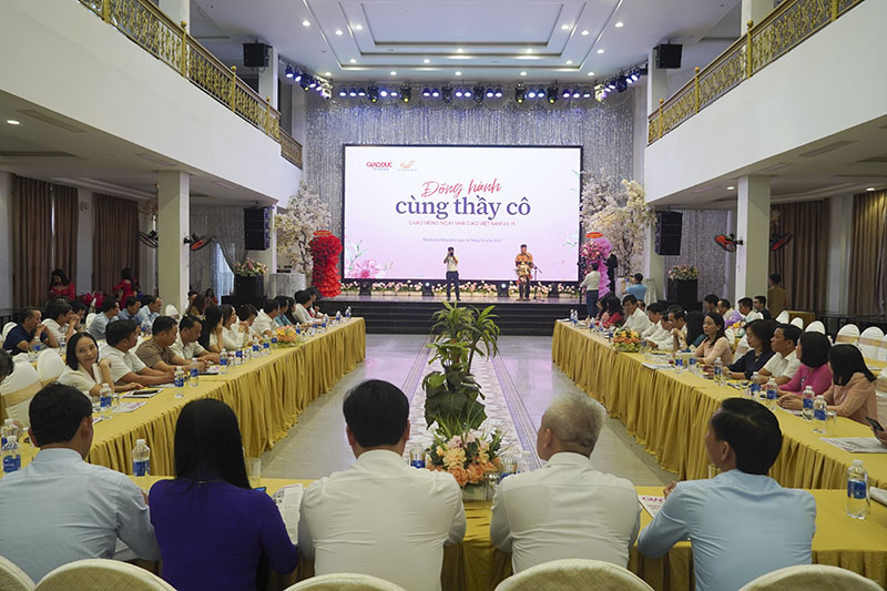Các đại biểu dự chương trình