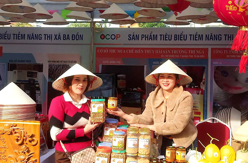Bắp rang cát được công nhận sản phẩm OCOP và trưng bày tại các triển lãm.