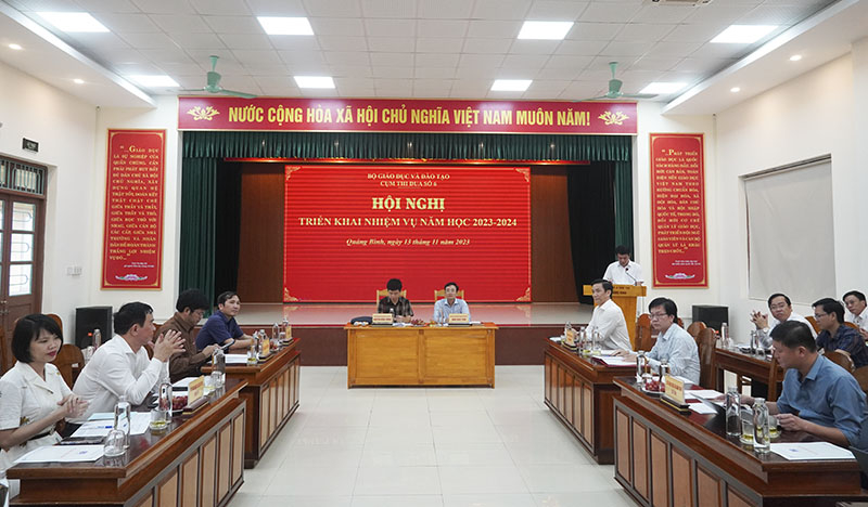 Các đại biểu dự hội nghị