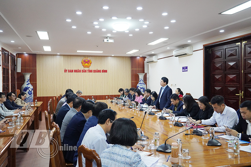 Quang cảnh buổi làm việc.