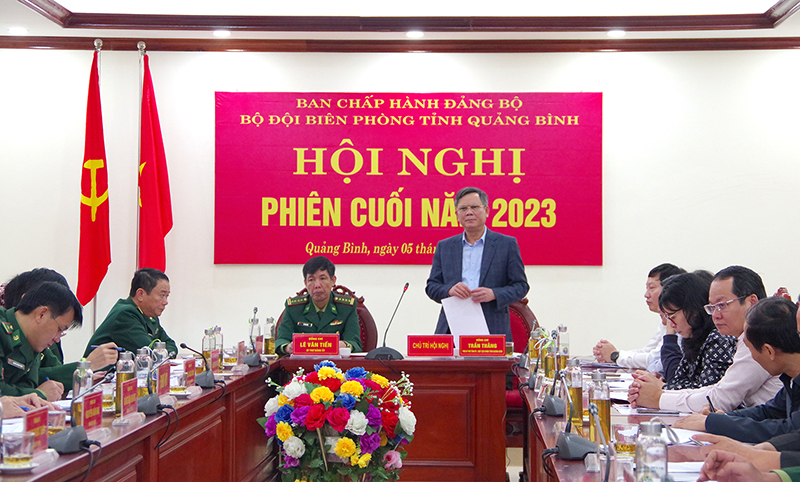 Đồng chí Chủ tịch UBND tỉnh Trần Thắng phát biểu chỉ đạo tại hội nghị.
