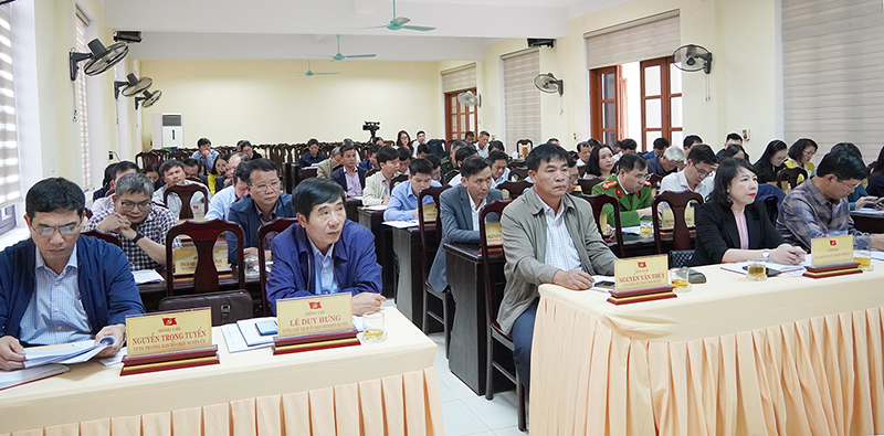 Các đại biểu tham dự hội nghị.