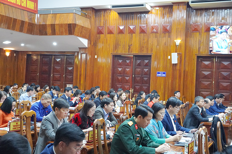 Các đại biểu dự kỳ họp