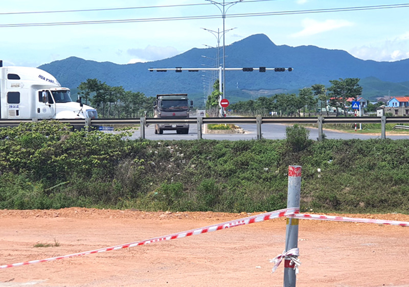 Tuyến đường từ cầu Nhật Lệ 2 đến đường Hồ Chí Minh nhánh Đông không thể hoàn thành do chưa đấu nối vào tuyến đường BOT.