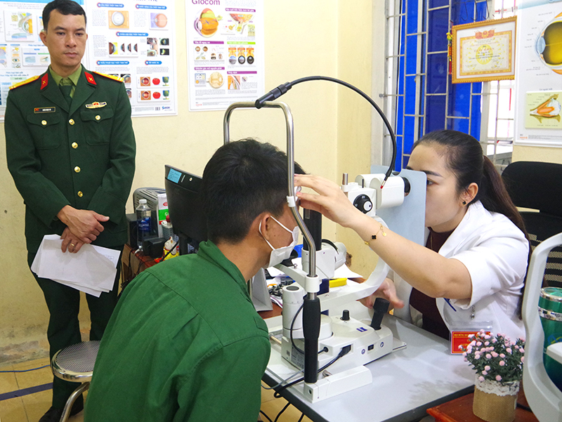 Công tác khám sức khỏe nghĩa vụ quân sự và nghĩa vụ công an nhân dân được thực hiện nghiêm túc, bảo đảm khách quan.
