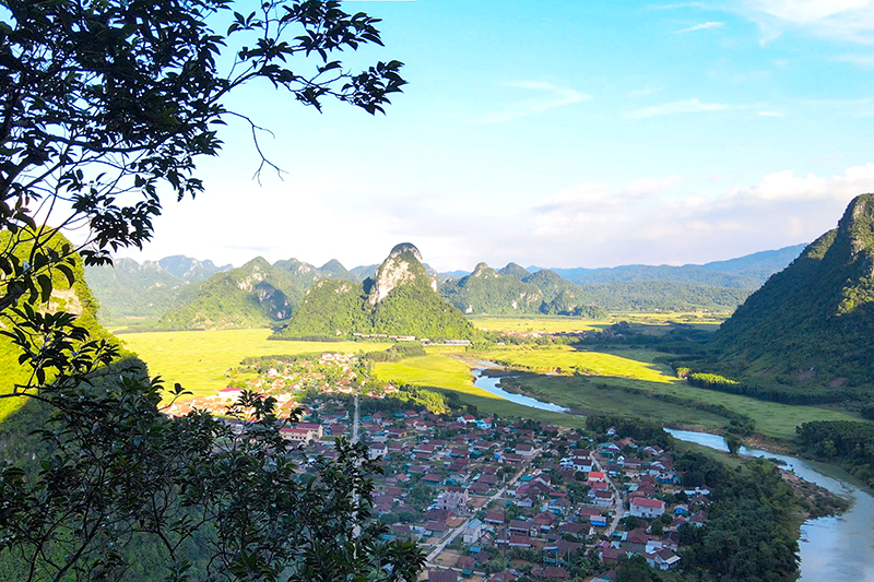 Tân Hóa trở thành Làng du lịch tốt nhất sẽ góp phần lan tỏa hình ảnh của du lịch Quảng Bình vươn xa ra thế giới. Ảnh: Oxalis Adventure.