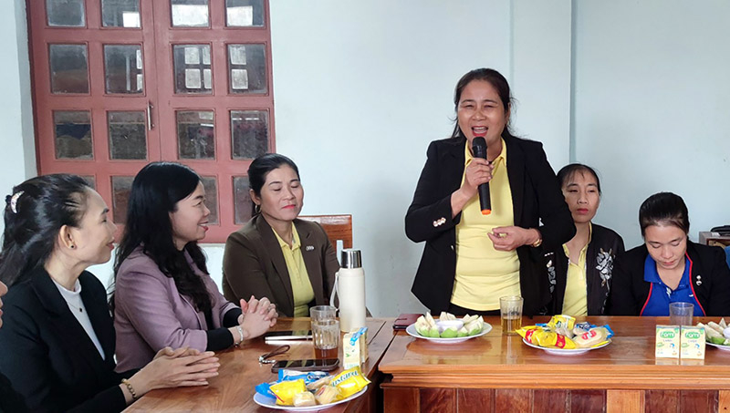 Cử tri thôn Diên Trường phát biểu ý kiến