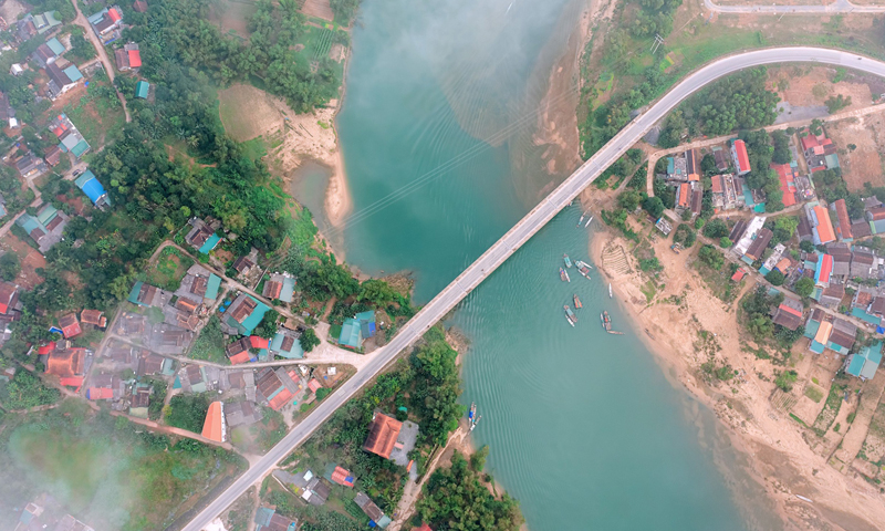 Đường 12A, đoạn qua xã Phong Hóa (Tuyên Hóa).Lê Đức Thành