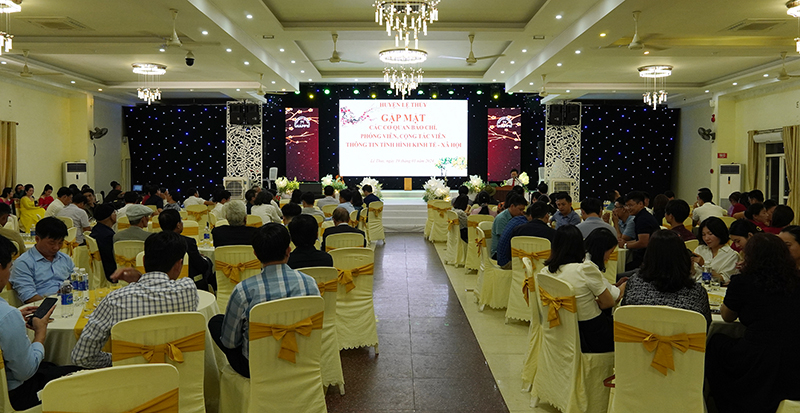 Quang cảnh buổi gặp mặt.