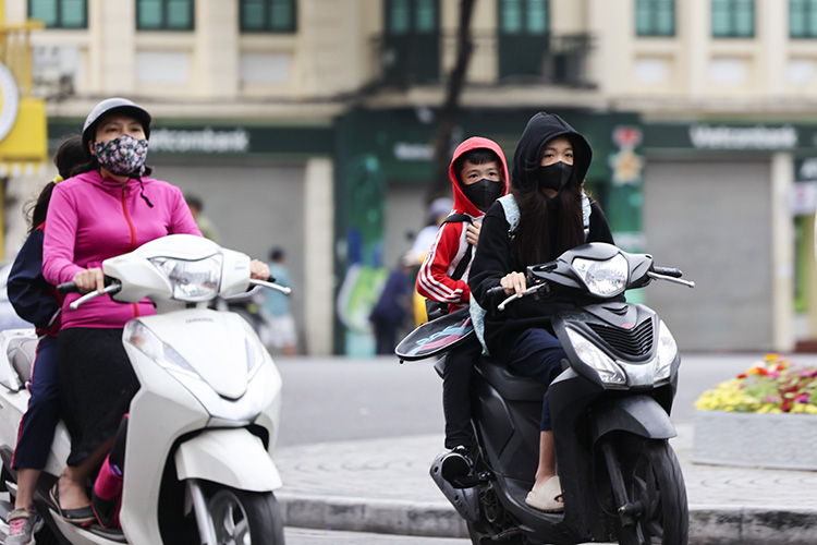 Đêm nay Đông Bắc Bộ và Thanh Hóa trời chuyển rét.