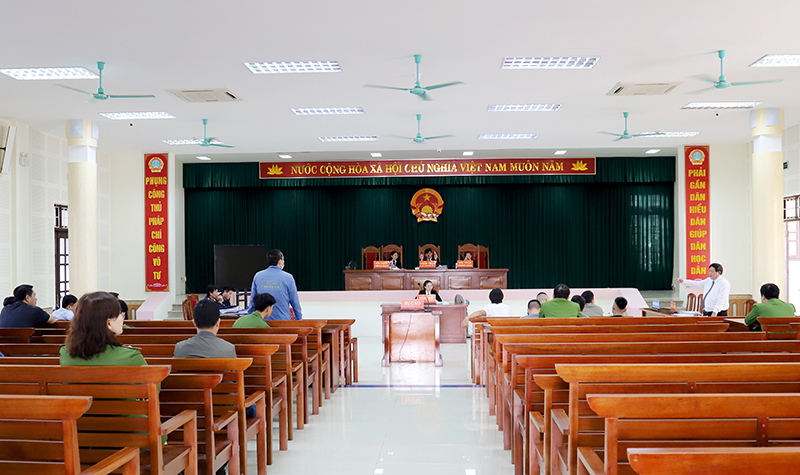 Toàn cảnh phiên tòa