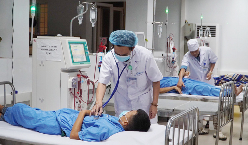 Các bệnh viện bảo đảm tất cả người bệnh cấp cứu được khám, điều trị kịp thời trong dịp Tết Nguyên đán Giáp Thìn.