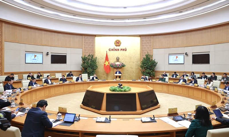 Chính phủ yêu cầu khẩn trương hoàn thiện các văn bản quy định và công việc cụ thể để triển khai chế độ tiền lương mới từ ngày 01 tháng 7 năm 2024.