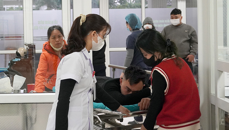 Kịp thời tiếp nhận và sơ cứu bệnh nhân