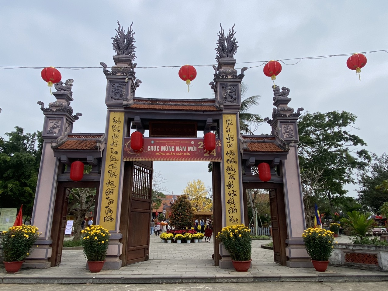 Chùa Hoằng Phúc.