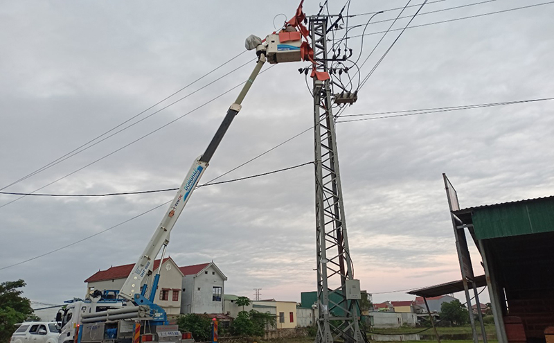 Các công trình đầu tư xây dựng đang góp phần cải thiện hiệu quả lưới điện trên địa bàn tỉnh.
