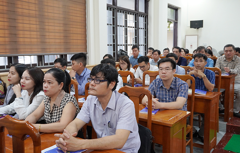 Các học viên tham dự lễ khai giảng.