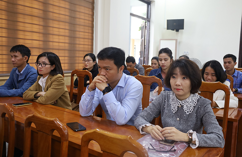  Các học viên tham gia khóa học.