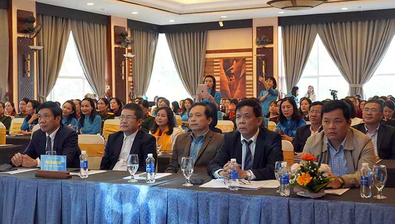 Các đại biểu dự lễ