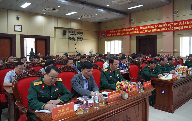 Các đại biểu tham dự hội nghị.