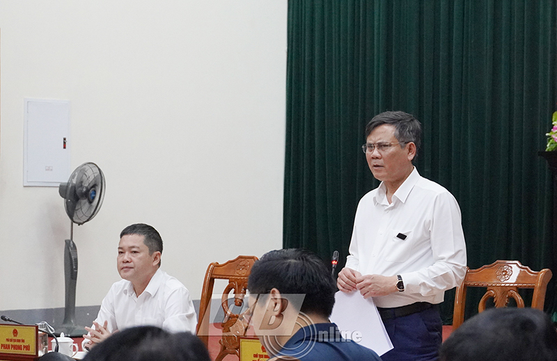 Đồng chí Chủ tịch UBND tỉnh Trần Thắng phát biểu chỉ đạo tại hội nghị.