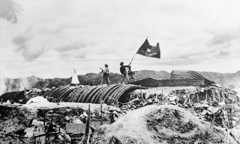 Chiến thắng Điện Biên Phủ cổ vũ mạnh mẽ phong trào giải phóng dân tộc trên thế giới. Ảnh tư liệu