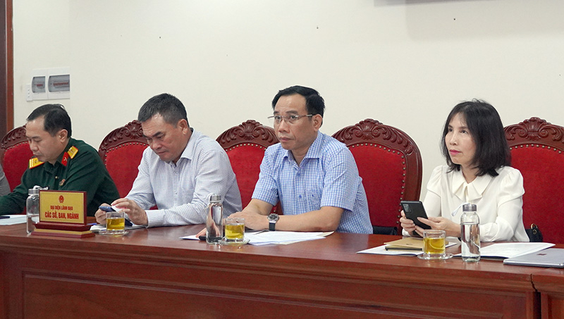 Đại biểu dự phiên chất vấn tại điểm cầu Quảng Bình